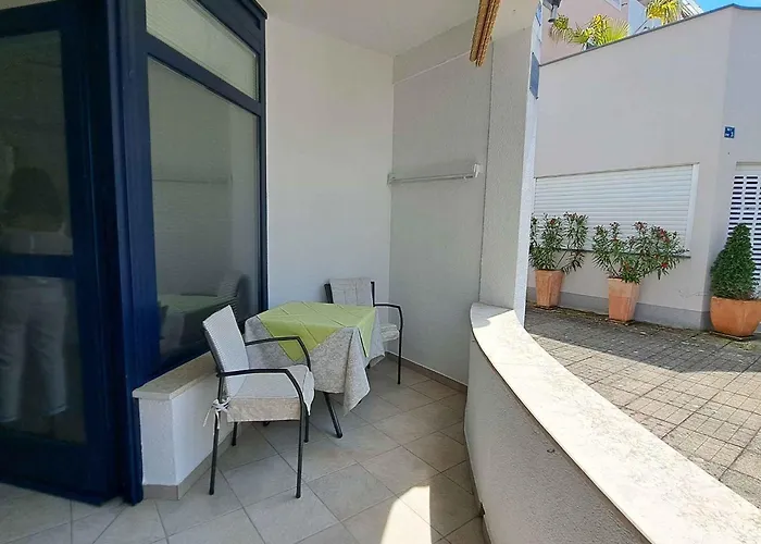 Beachfront In Malinska-insel Krk 54413 Apartament Malinska