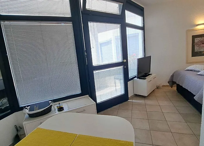 Beachfront In Malinska-insel Krk 54413 Apartament Malinska