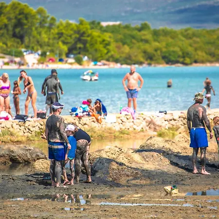 Beachfront In Malinska-insel Krk 54413 Malinska