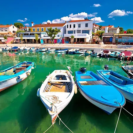 Beachfront In Malinska-insel Krk 54413 Malinska