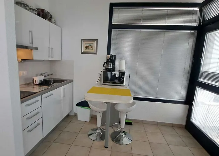 Beachfront In Malinska-insel Krk 54413 Malinska