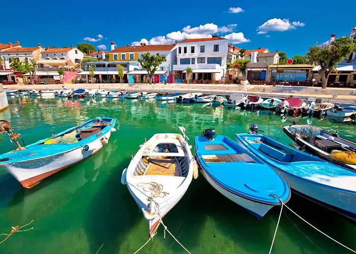 Beachfront In Malinska-insel Krk 54413 Malinska